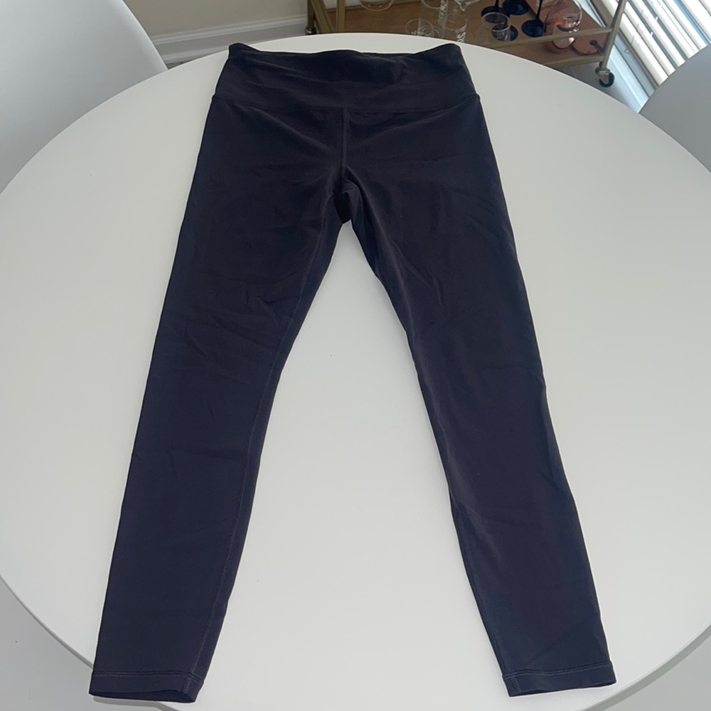 Athleta Ultra High Ride Elatjon Tight - Size M